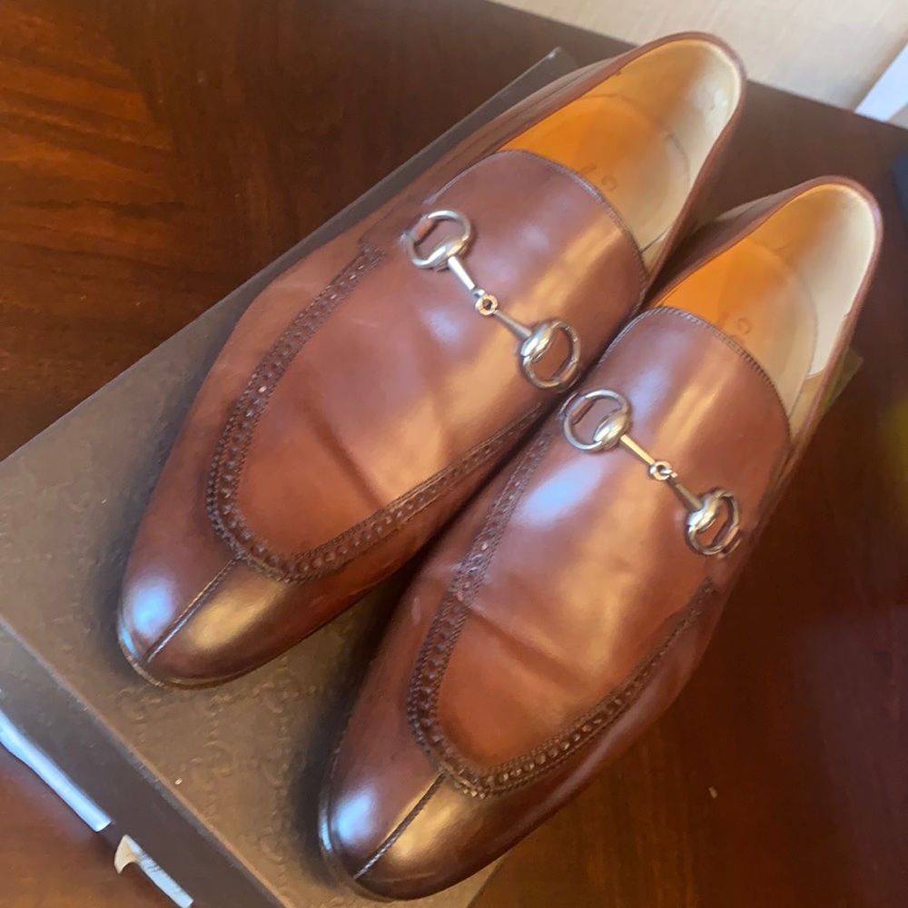 Men Gucci shoe